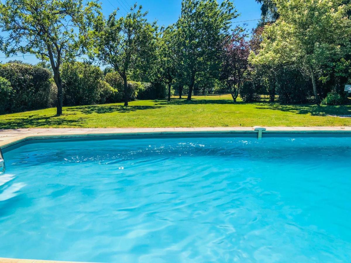Отель La Grange Aux Moines Berthenay Экстерьер фото